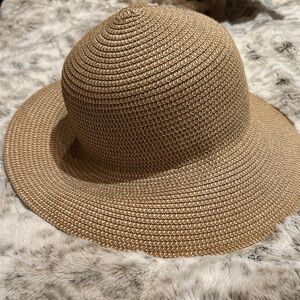 Women's Wide-Brim Straw Sun Hat - Tan
